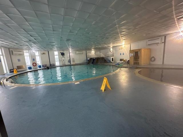 Frankie'S Holiday Lodge Gunnislake Esterno foto
